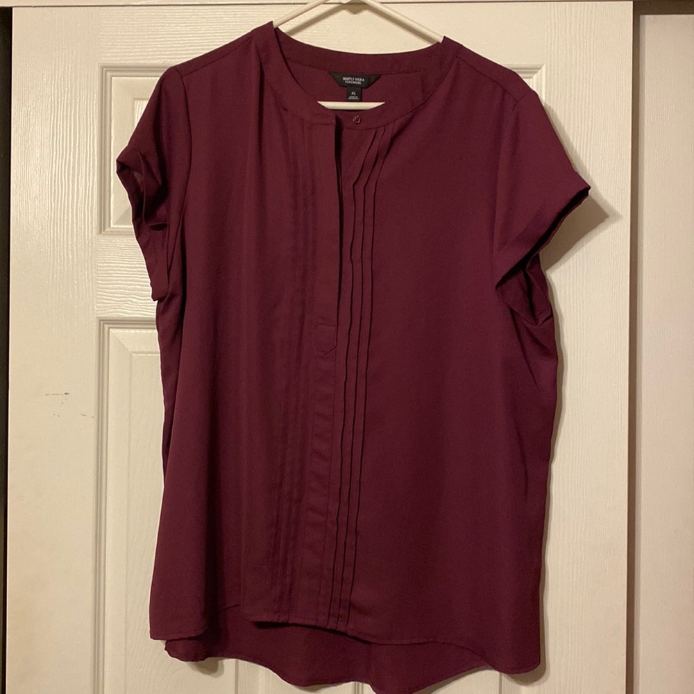 Simply Vera Wang work blouse